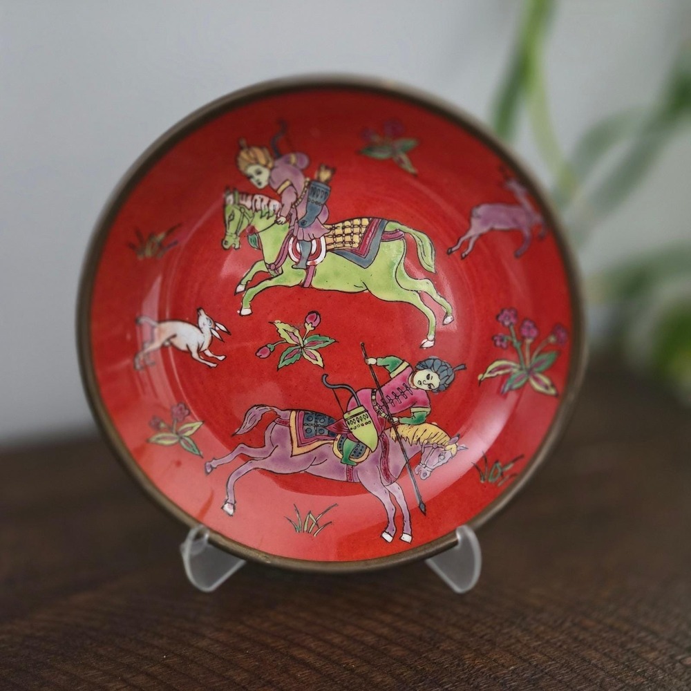 Vintage Hong Kong Porcelain shallow bowl plate Red Hunting Scene 7.25in